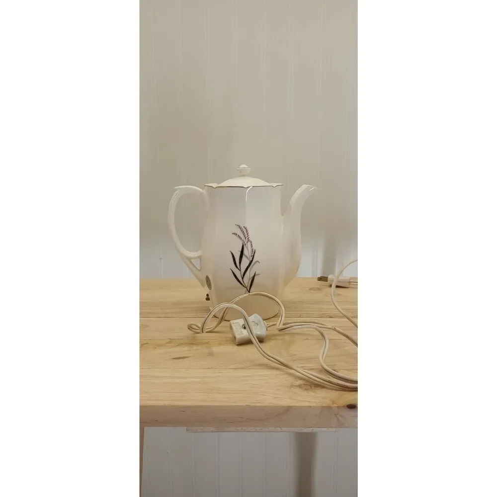 VTG Japan tea pot. , plug in. Not working